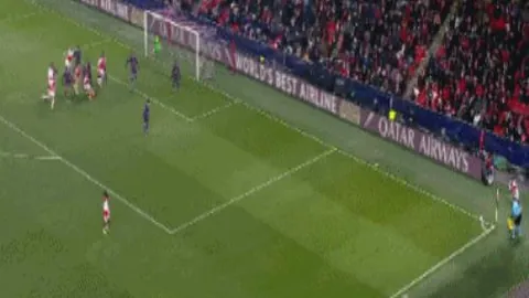 亚冬会吉祥物发展历程：从“豆豆”到“滨滨”“妮妮”，探寻其背后的故事与深层寓意